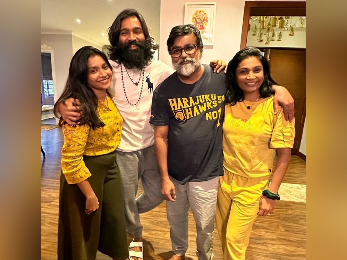 Dhanush-9_0.jpg 10