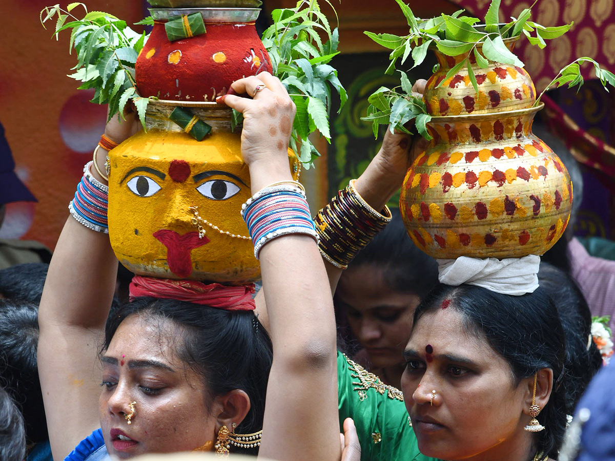 Hyderabad_20Bonalu_20Celebrations_20Photos_20_2819_29.jpg 20