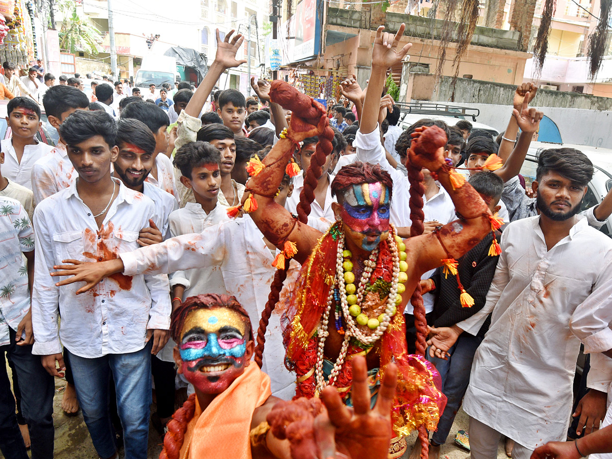 Hyderabad_20Bonalu_20Celebrations_20Photos_20_2823_29.jpg 24
