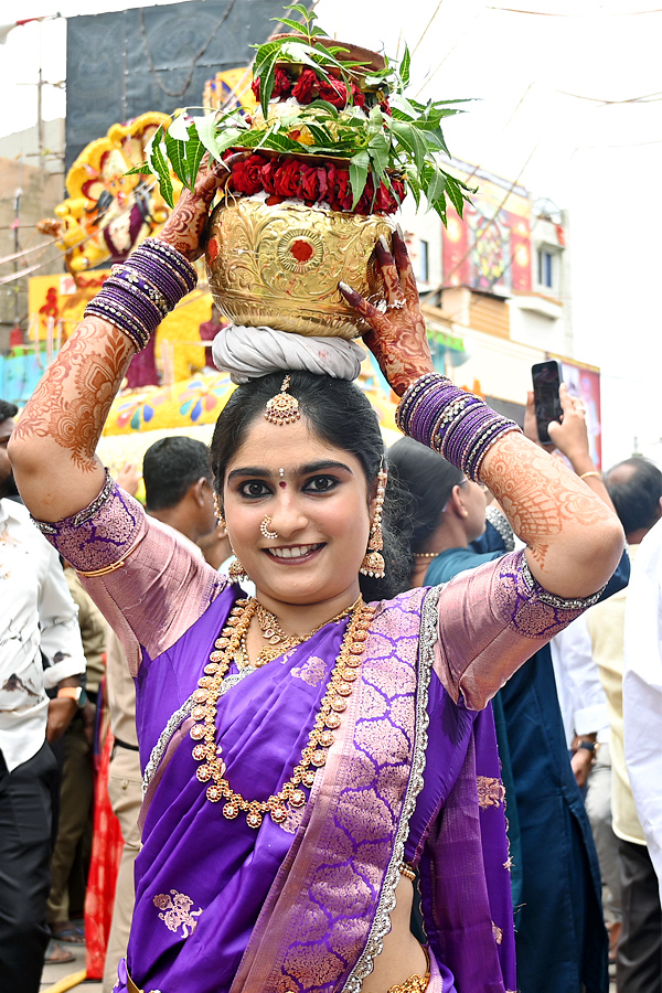 Hyderabad_20Bonalu_20Celebrations_20Photos_20_2828_29.jpg 29