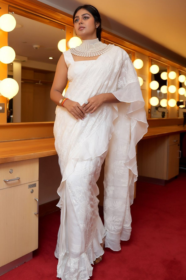 Monal-Gajjar-9.jpg 10