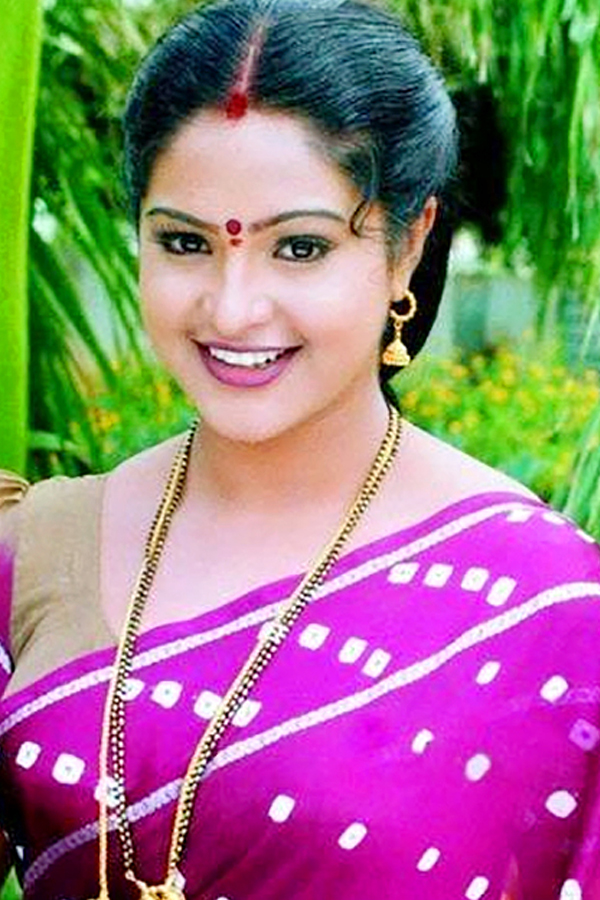 Actress-Raashi-12.jpg 13