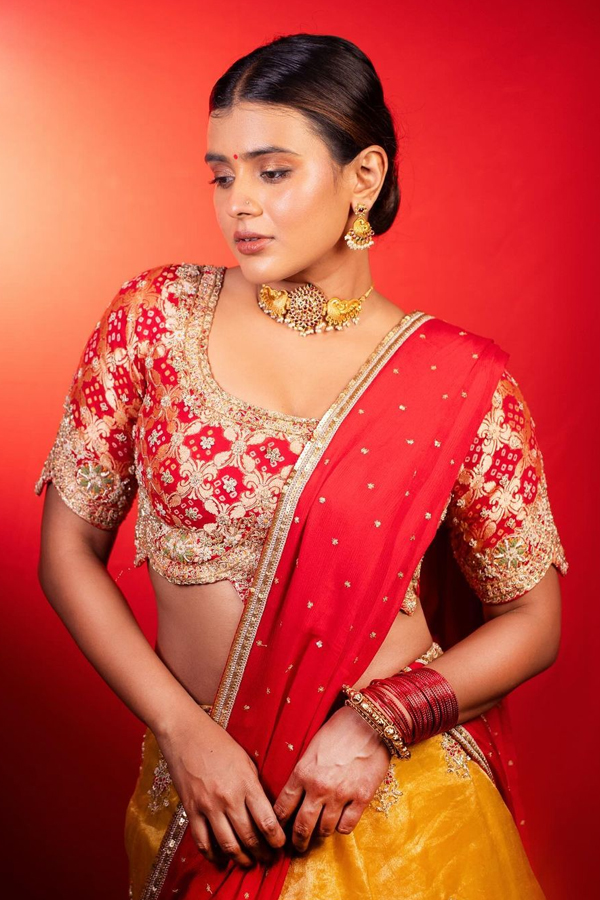 Hebah-Patel-2.jpg 3