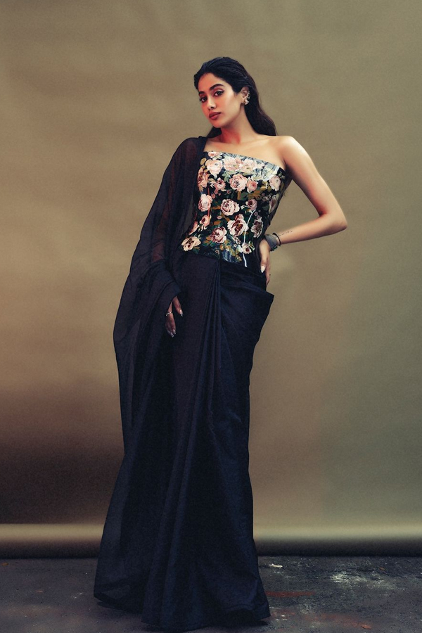 Janhvi-Kapoor-6.jpg 7