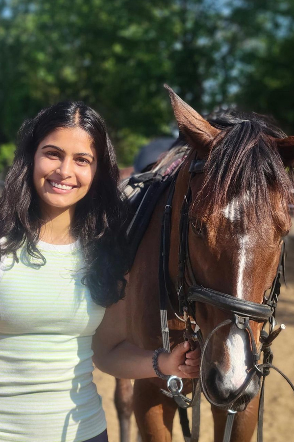 Manu-Bhaker-16.jpg 17