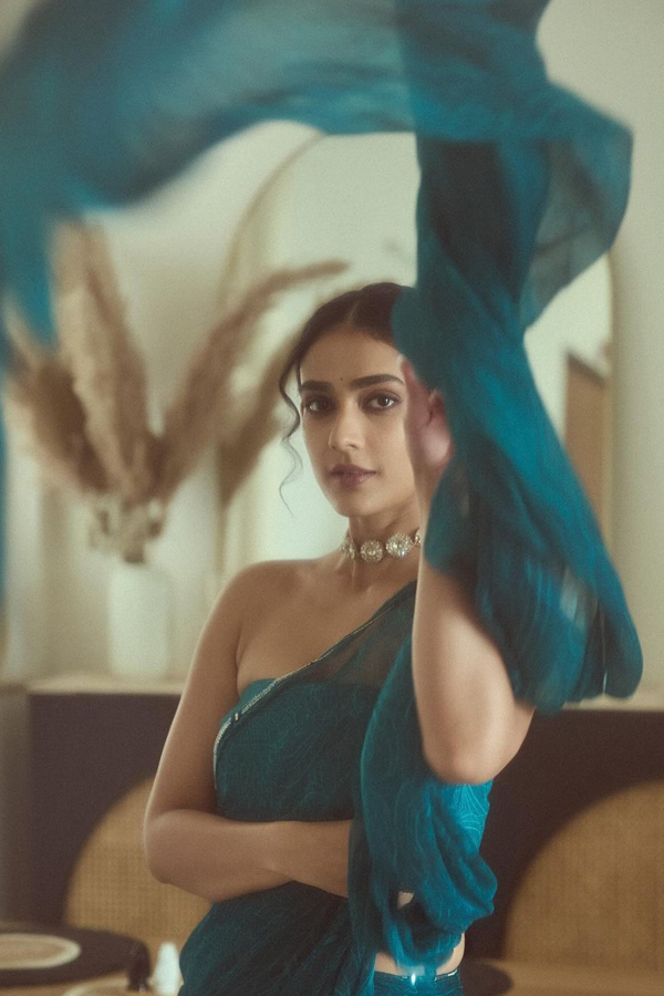 Aakanksha-Singh-16.jpg 17