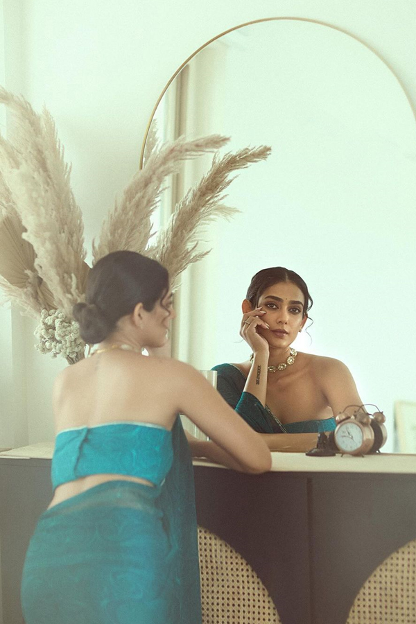 Aakanksha-Singh-17.jpg 18