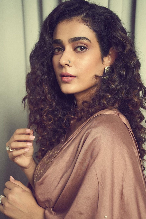 Aakanksha-Singh-19.jpg 20