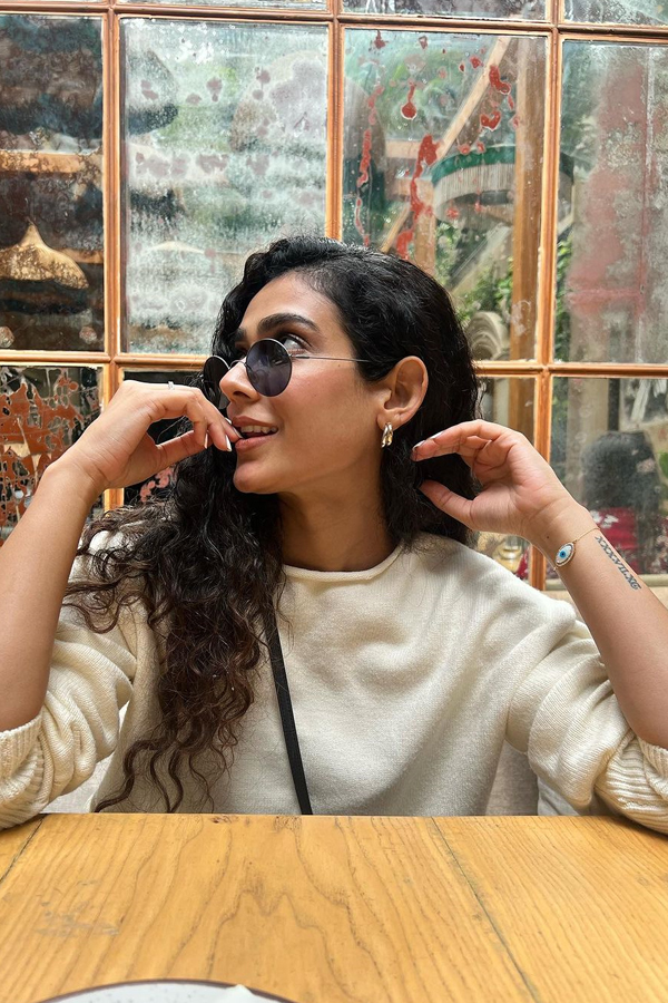 Aakanksha-Singh-20.jpg 21