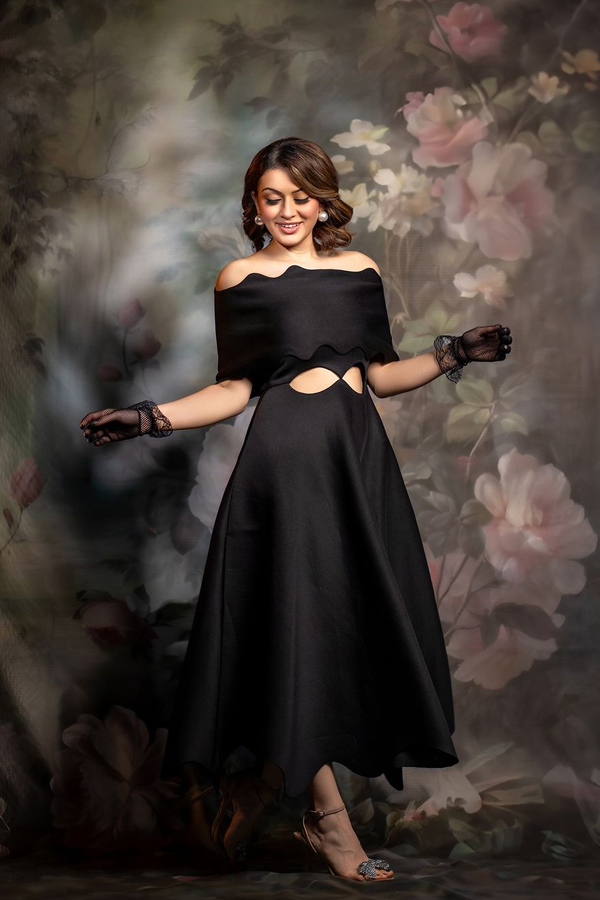 Hansika-Motwani-10.jpg 11