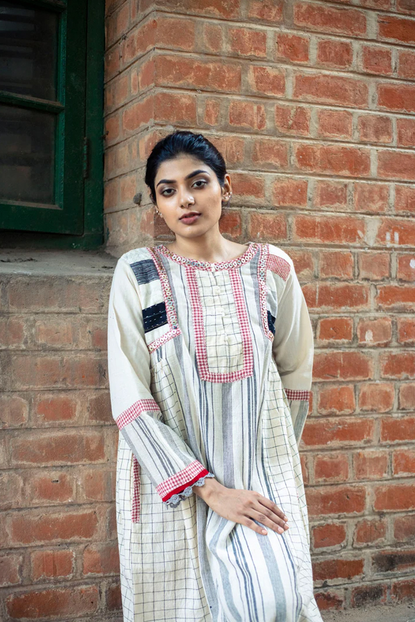 Ikkat-Dress-3.jpg 4
