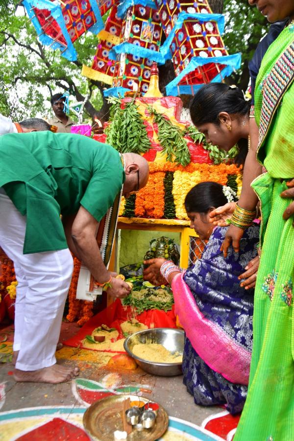 RajBhavan-Bonalu-02.jpeg 2