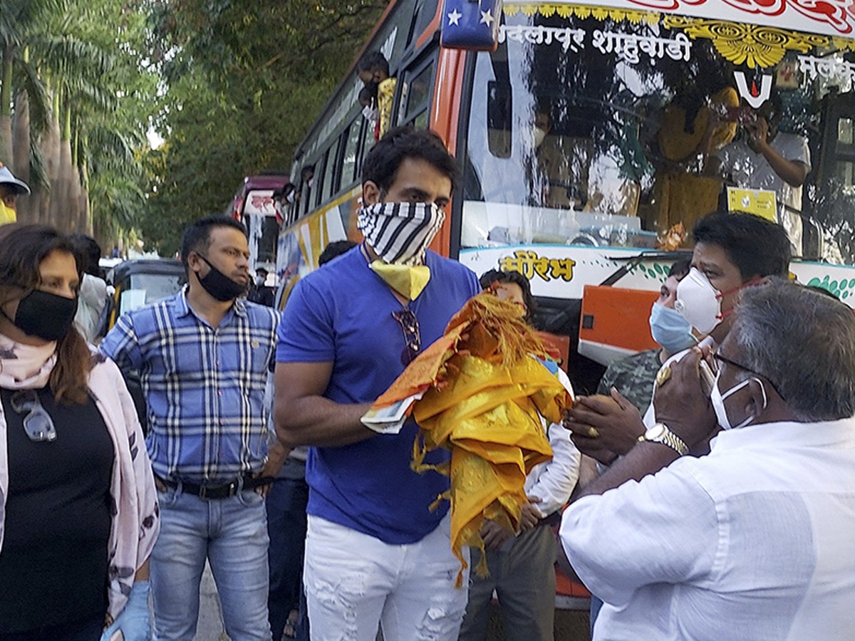 Sonu-Sood-16.jpg 17