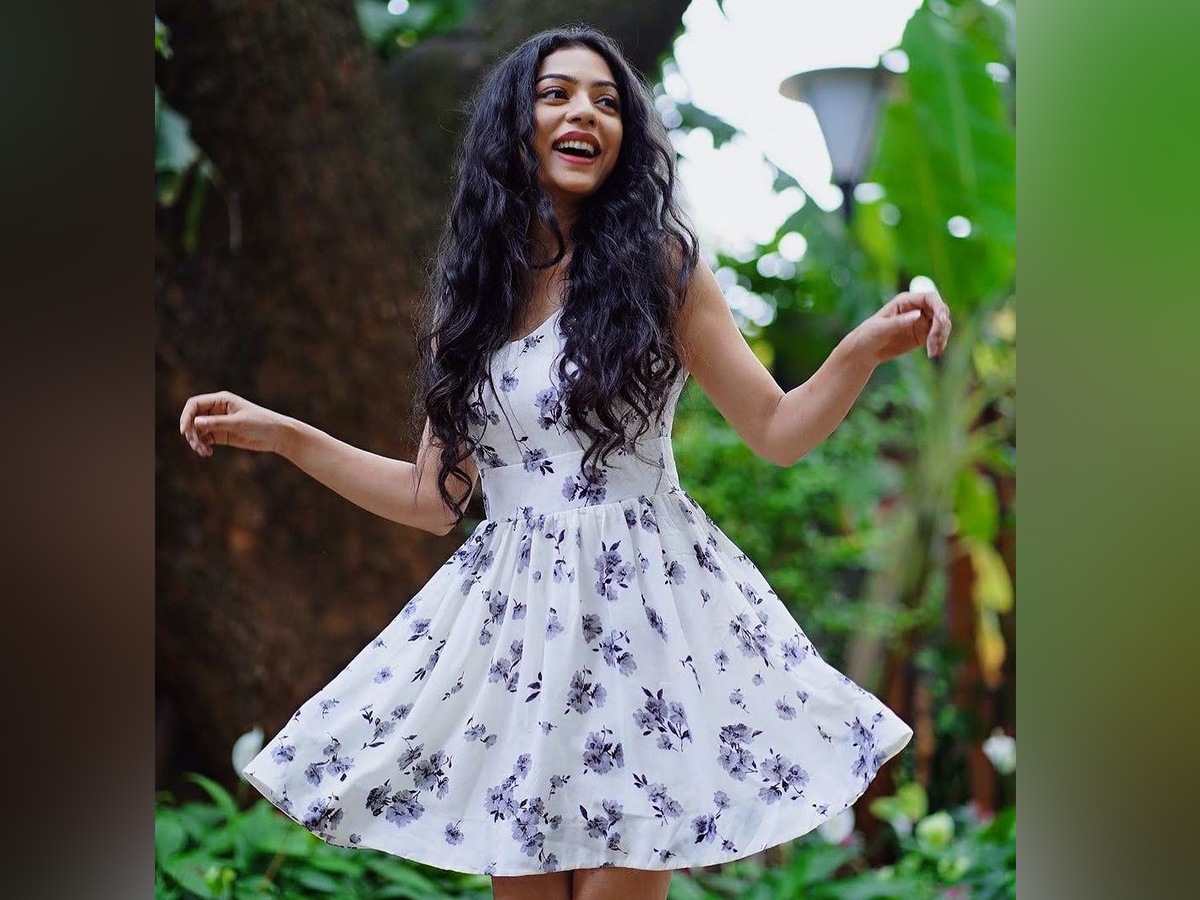 Varsha-Bollamma-15.jpg 16