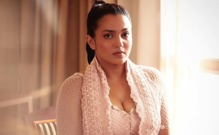 parvathy-thiruvothu.jpg