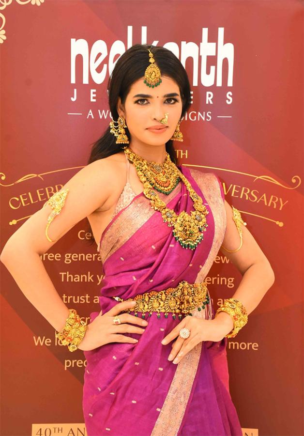 Neelkanth_20Jewellers_20Launches_2040_20Years_20Celebrations_8.jpg 8