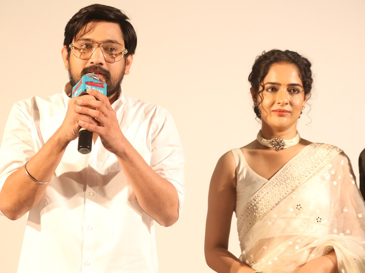 Tiragabadara_20Saami_20Movie_20Press_20Meet_20Photos_7.jpg 7