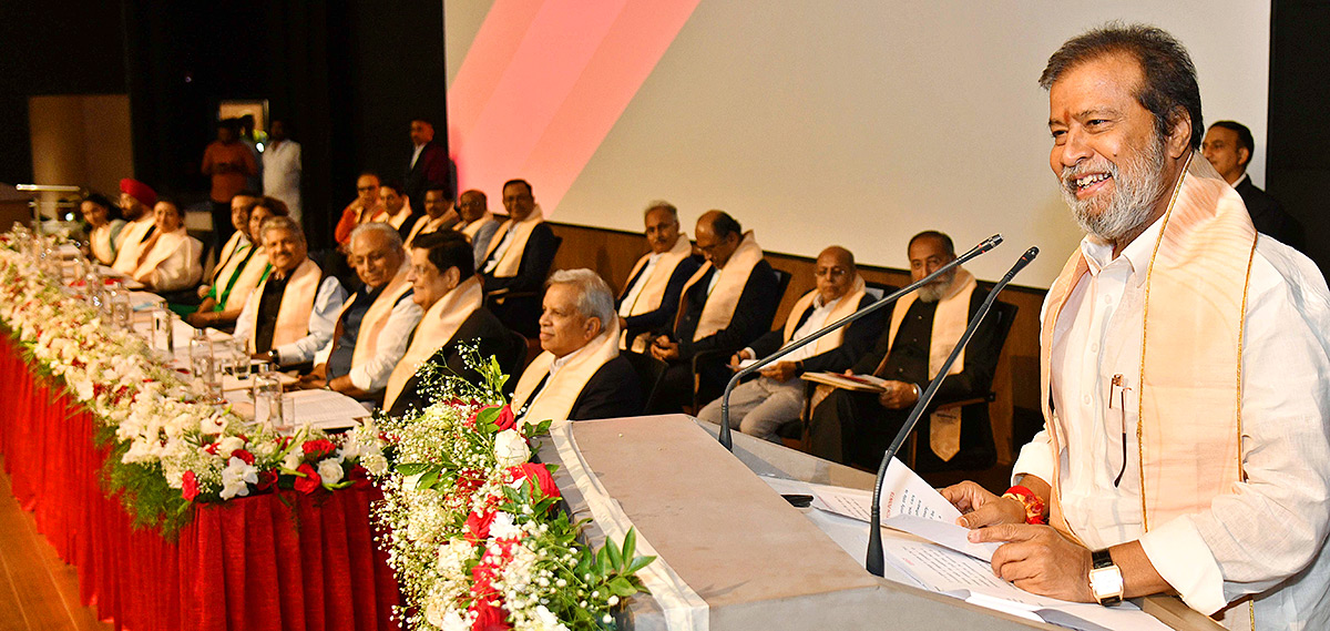 Bahadurpally_20mahindra_20university_20Convocation_20Photos_20_9.jpg 10