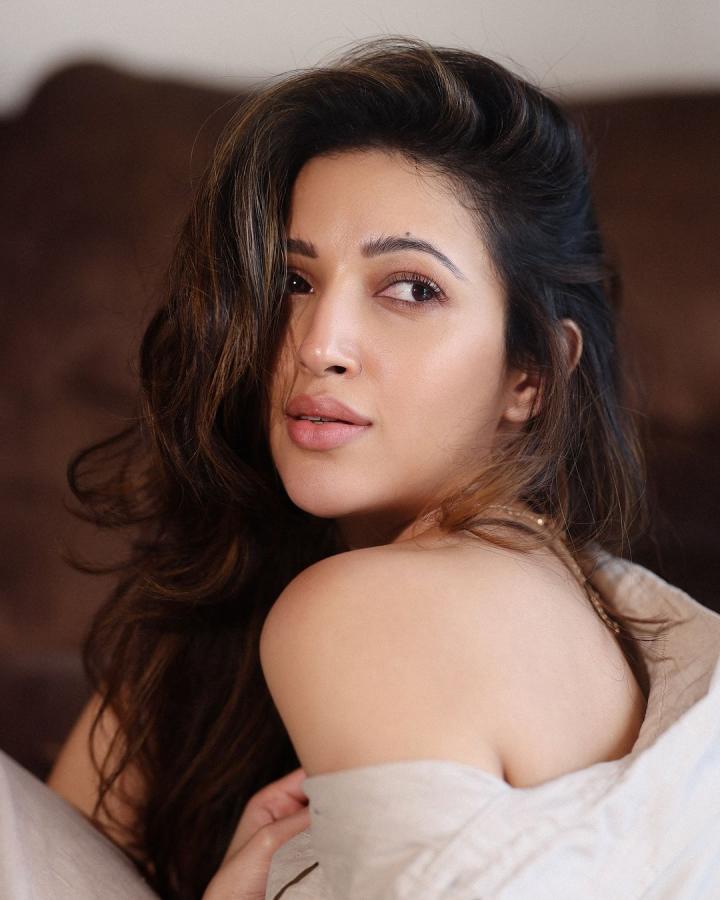 Neha-Shetty-09.jpg 9