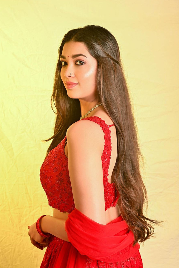 Digangana-Suryavanshi-3.jpg 4