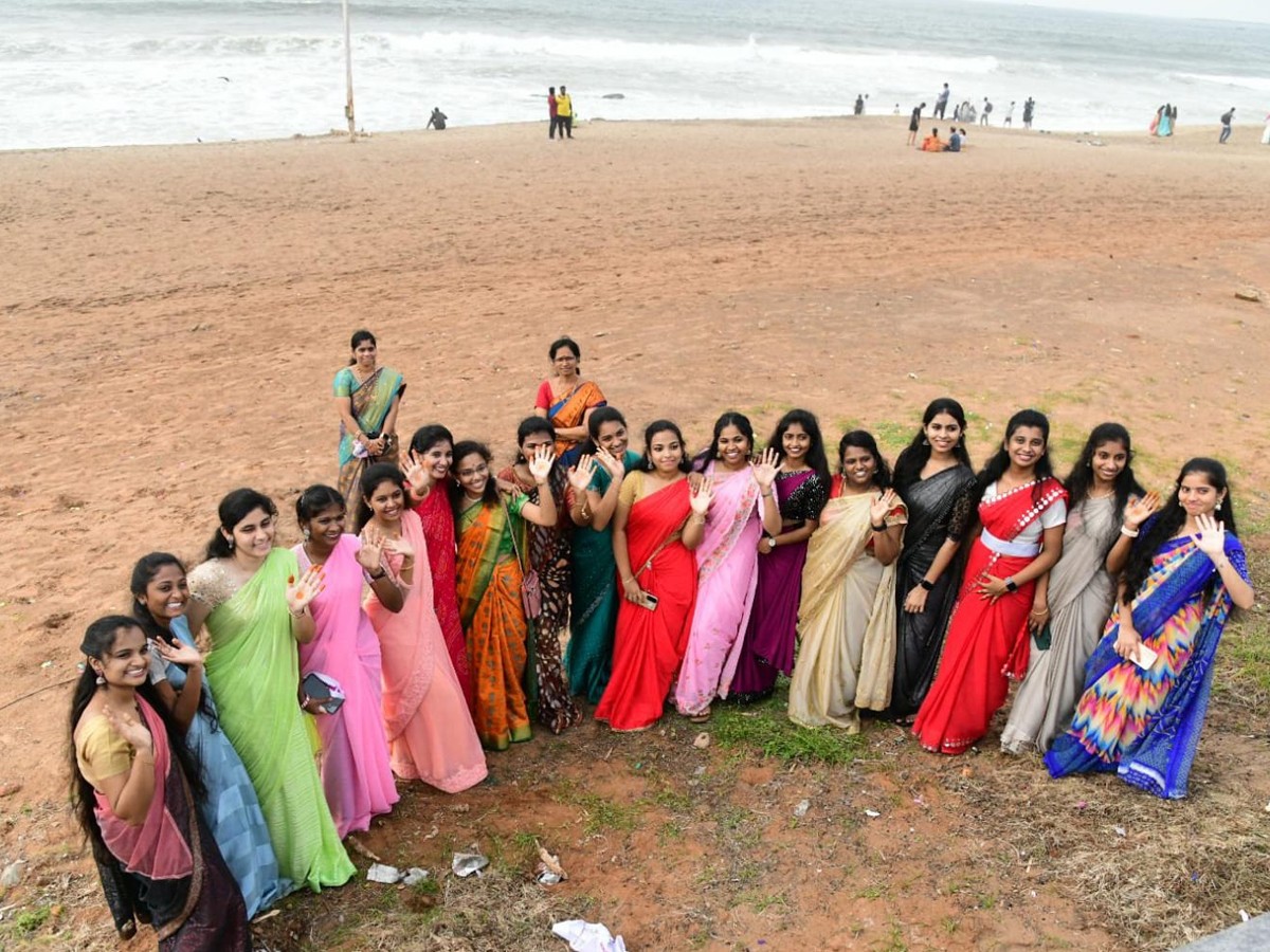 Visakha-Friendship-3.jpg 4
