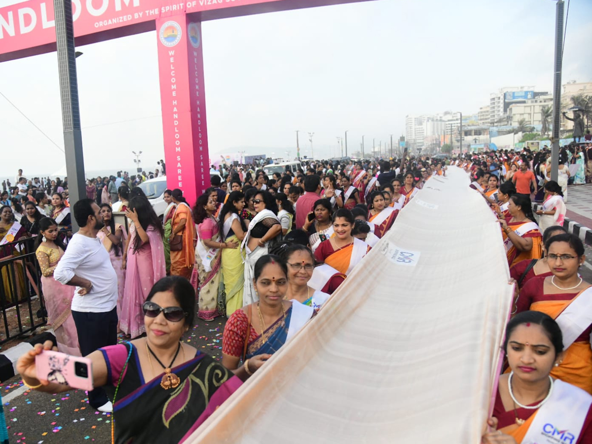 Vishakha-Handlooms-11.jpg 12