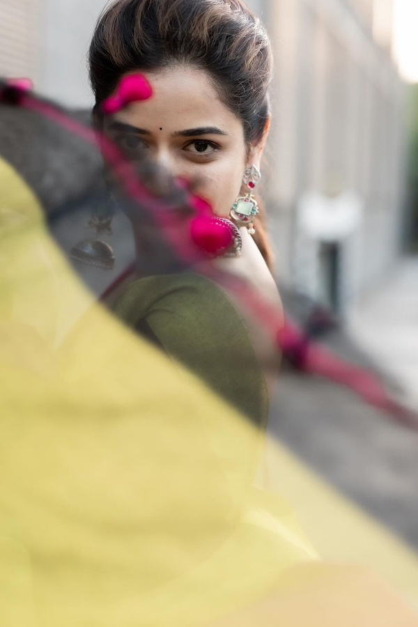 Ashika-Ranganath-10.jpg 11