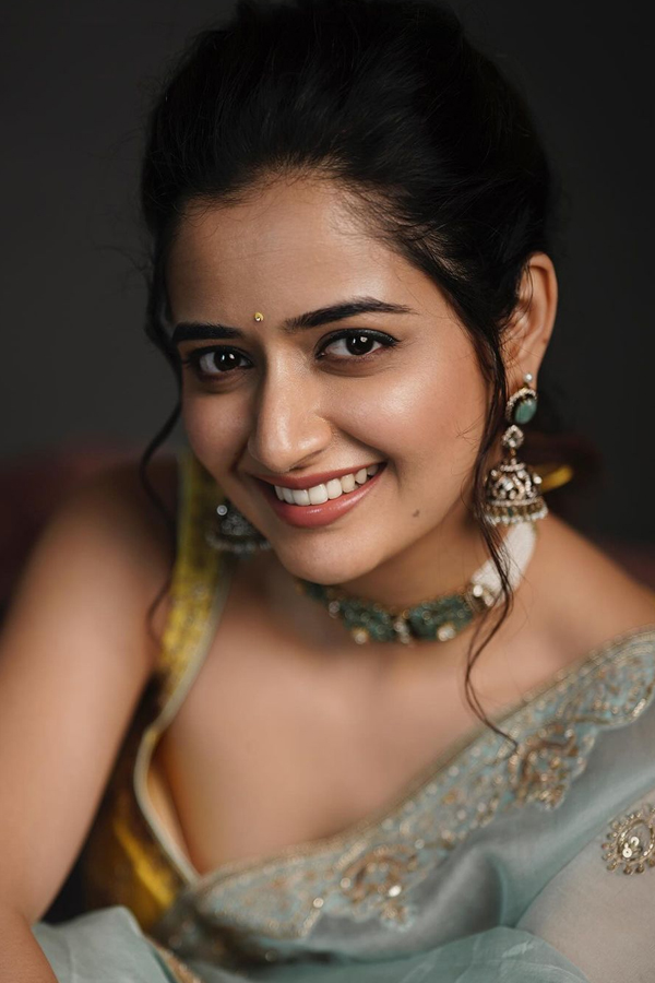 Ashika-Ranganath-17.jpg 18