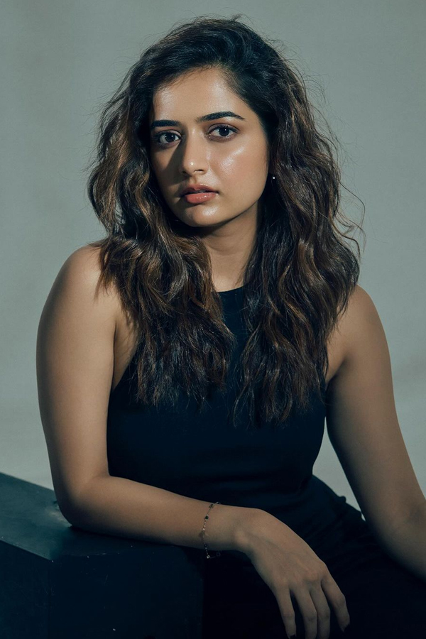 Ashika-Ranganath-6.jpg 7