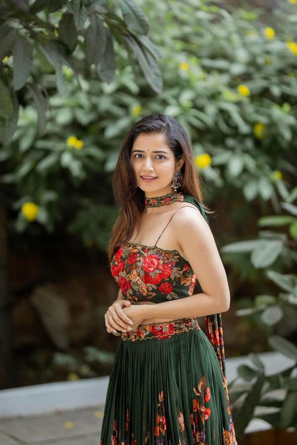 Ashika-Ranganath-9_0.jpg 10