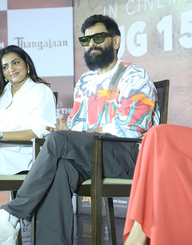 Chiyaan_20Vikram_20Thangalaan_20Movie_20Press_20Meet_14.jpg 14