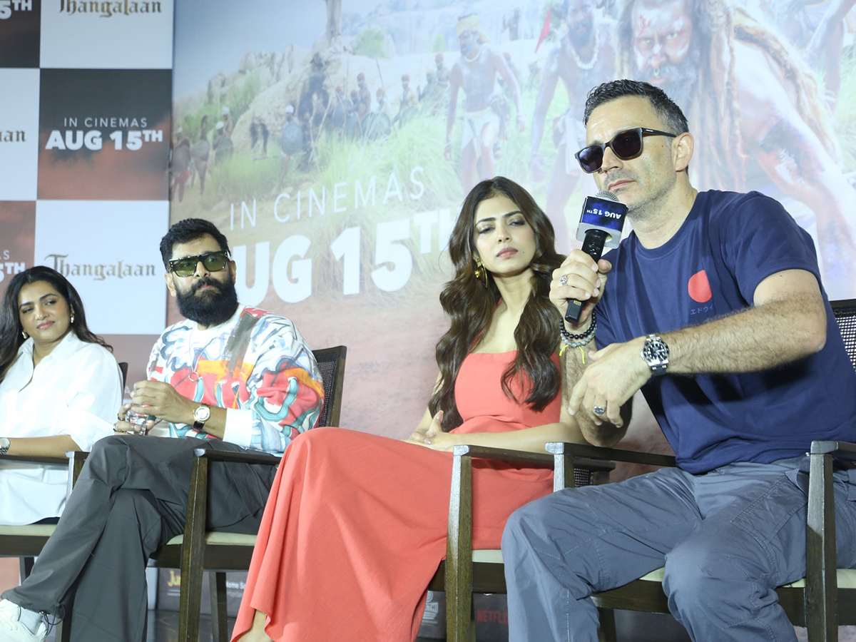 Chiyaan_20Vikram_20Thangalaan_20Movie_20Press_20Meet_19.jpg 19