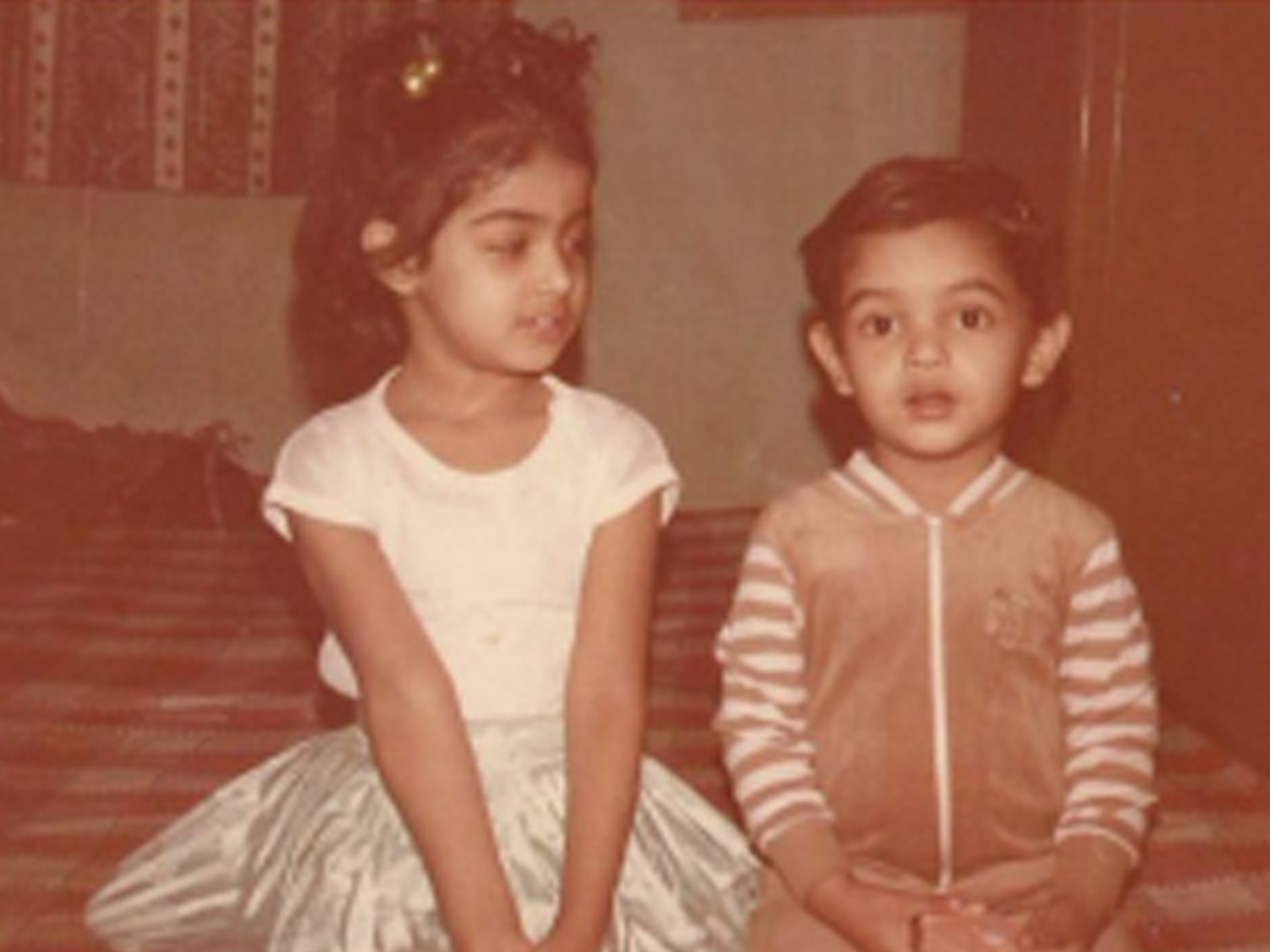 Genelia-D_26_23039_3Bsouza-Deshmukh-3.jpg 4