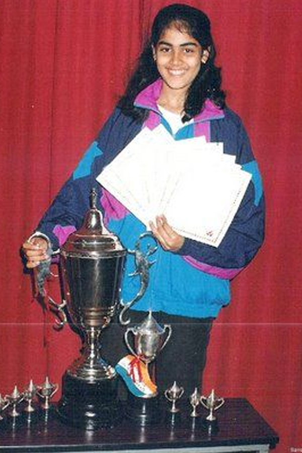 Genelia-D_26_23039_3Bsouza-Deshmukh-4.jpg 5