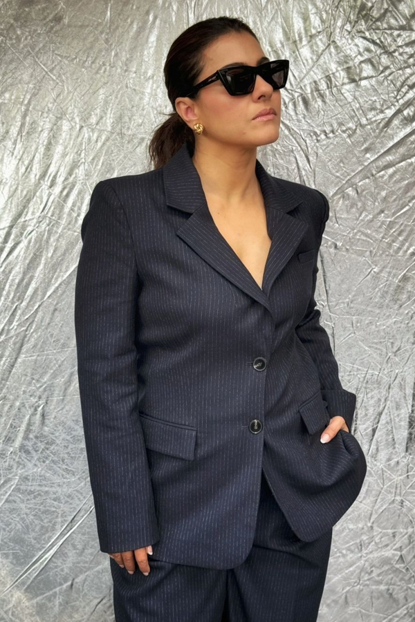 Kajol-Devgan-15.jpg 12