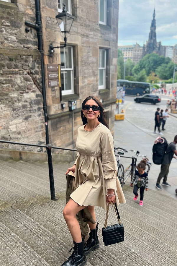 Mrunal-Thakur-10.jpg 11