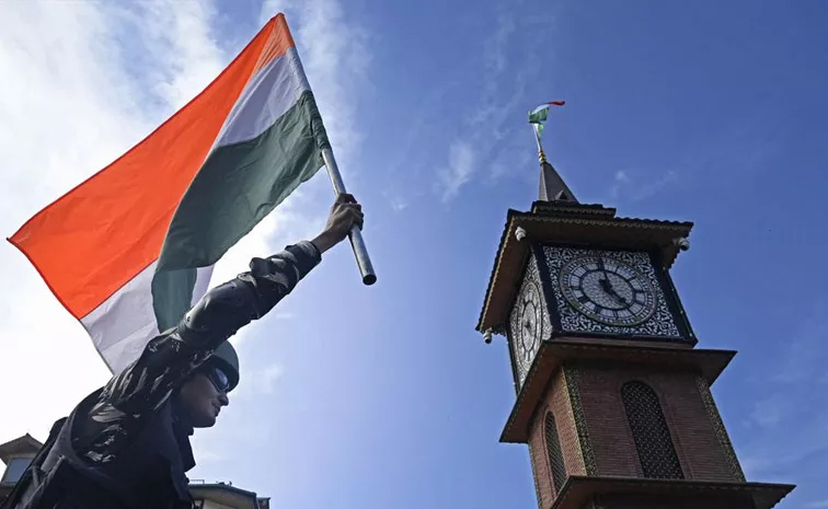 article370_0.jpg