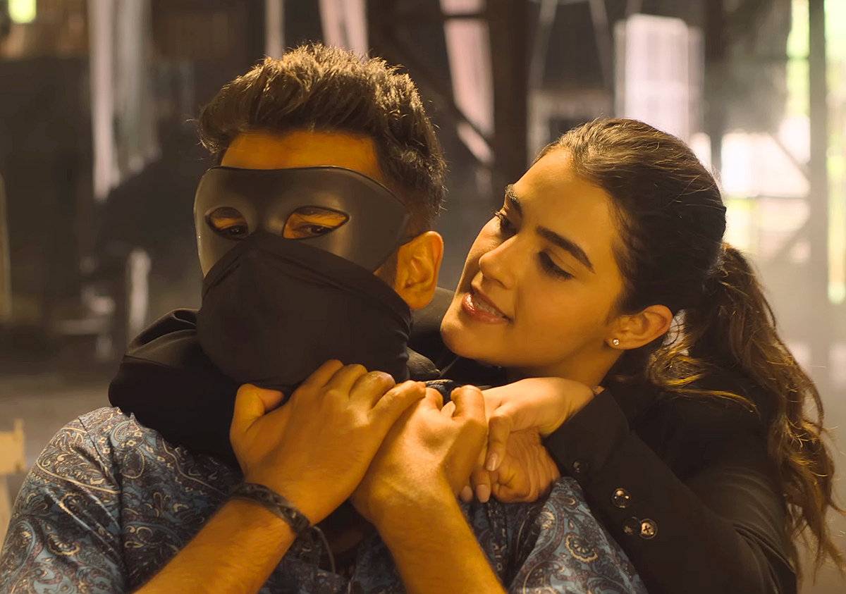 Double_20Ismart_20Movie_20Stills_20HD_2.jpg 2