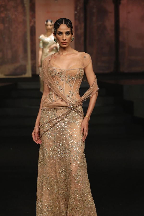 Fashion-Hyundai-India-Couture-Week-2024-14.jpg 14