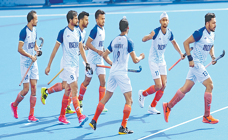 IND-HOCKEY-TEAM-WIN-QF9.jpg