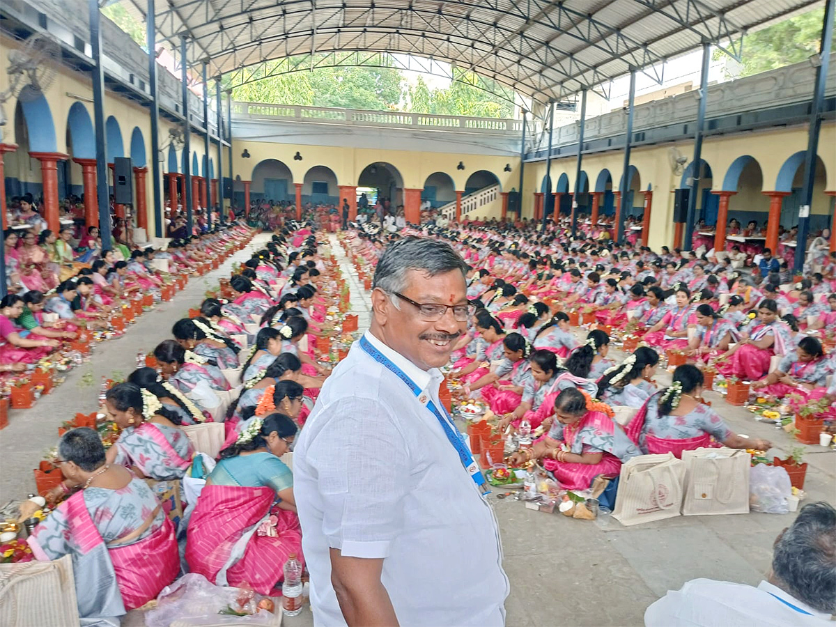 Mangala_20Gauri_20Pooja_20at_20kachiguda_2B_20_2810_29.jpg 10