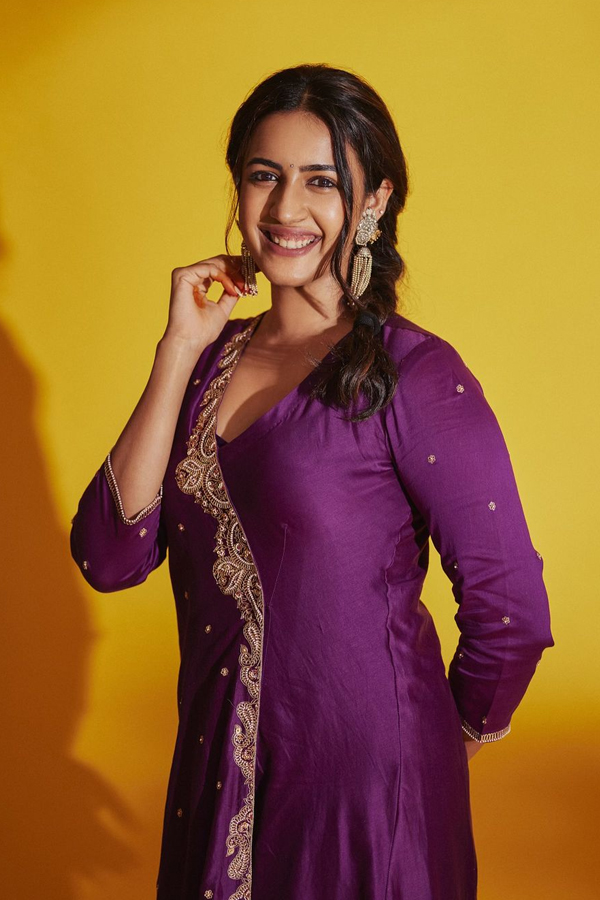 Niharika-Konidela-8_0.jpg 9