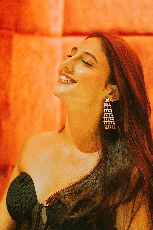 Tollywood_20Heroine_20Ritika_20Nayak_20Latest_20Stunning_20Photos_20_2811_29.jpg 4