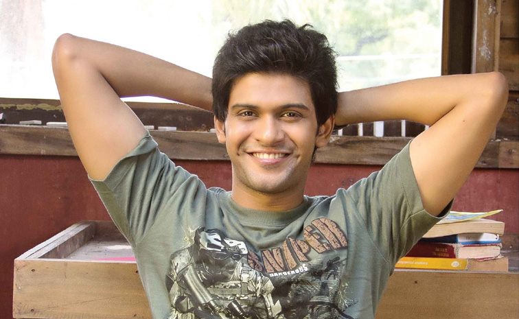naveen-polishetty.jpg