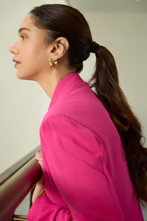 Aditi-Rao-Hydari-6_0.jpg 7