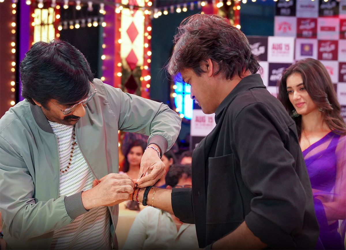 Mr_20Bachchan_20Team_20friendship_20day_20event_20photos_2.jpg 2