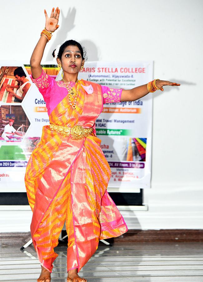 National_20Handloom_20Day_20At_20Vijayawada_20Photos_15.jpg 15