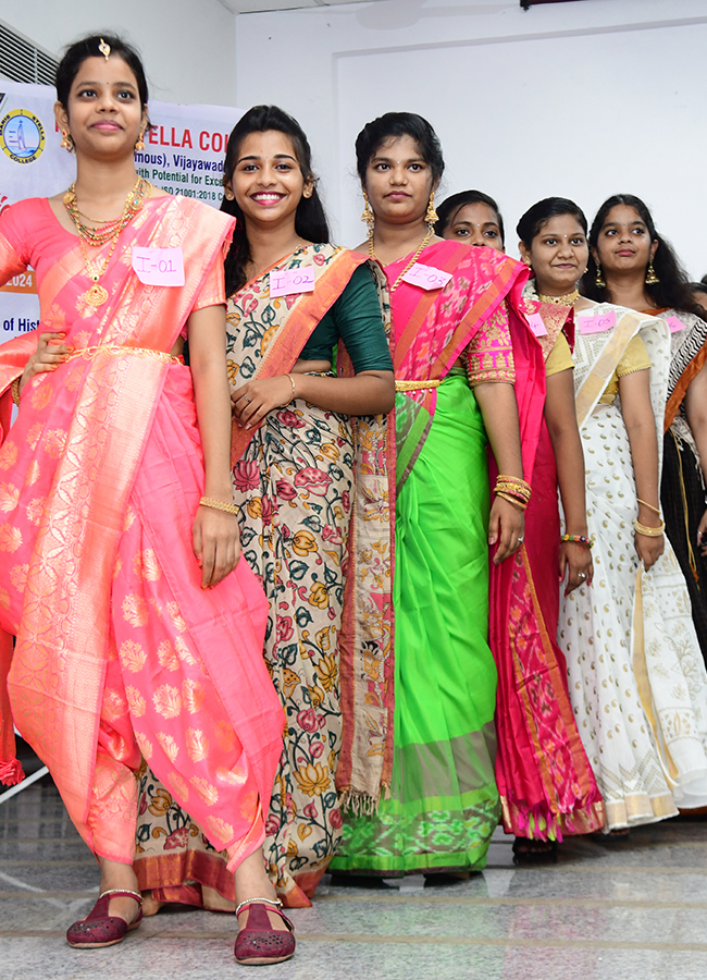 National_20Handloom_20Day_20At_20Vijayawada_20Photos_7.jpg 7