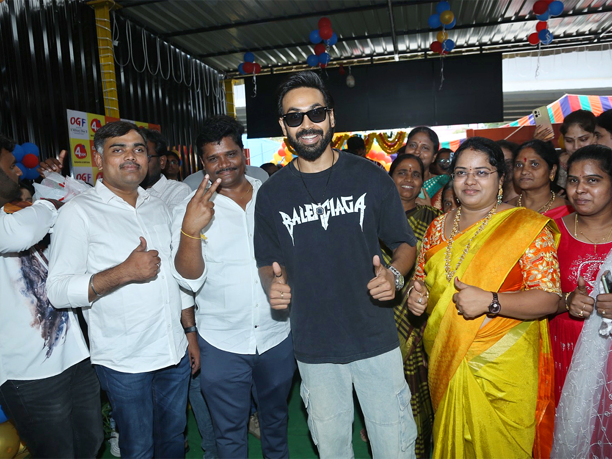Bigg_20Boss_20Star_20Manus_20Launches_20OGF_20Restaurant_20Photos_10.jpg 10