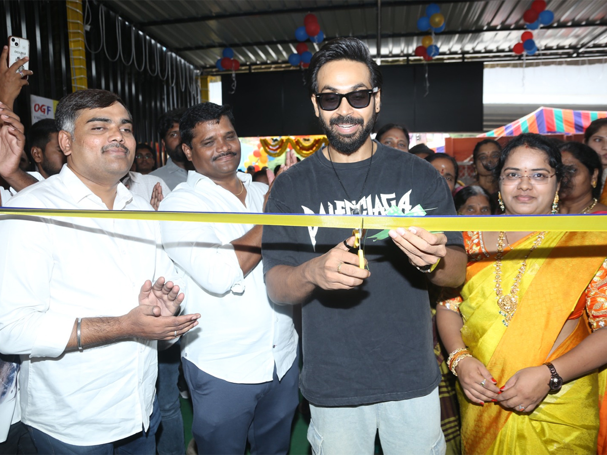 Bigg_20Boss_20Star_20Manus_20Launches_20OGF_20Restaurant_20Photos_19.jpg 19